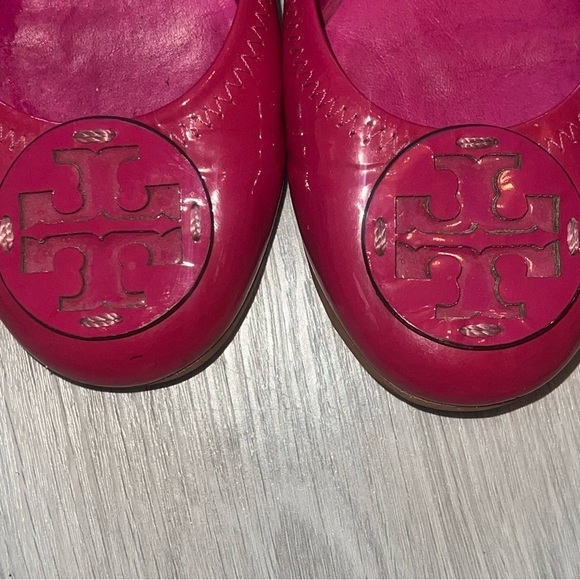 Tory Burch Reva hot Pink patent leather Ballet Flats Size 7 - Picture 5 of 8